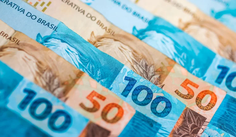 Selic em 10,75%: Como isso impacta seus investimentos na Poupança, Tesouro Direto e CDB?